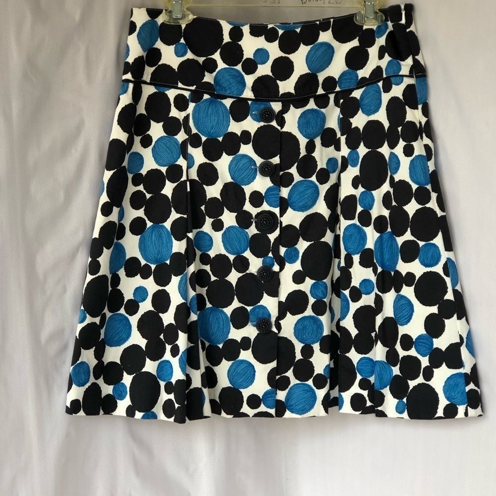 Becky & Max White Cotton Skirt W/Black & Blue Design Box Pleats 10👍